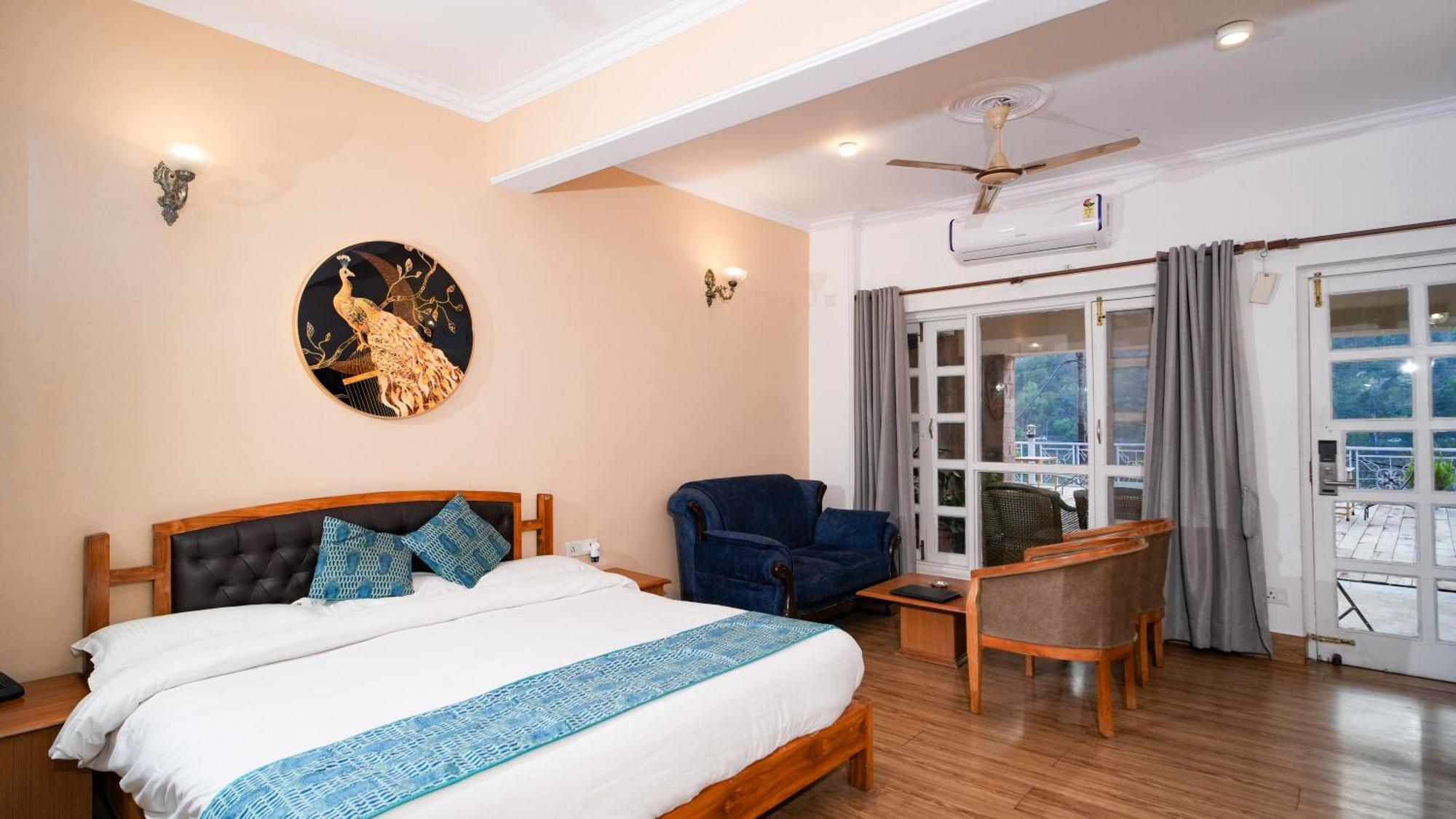 Neelesh Inn- A Luxury Lake View Hotel- 20 Kms From Nainital Bhīm Tāl Extérieur photo